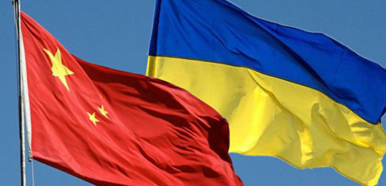 Украина начинает вакцинацию китайской вакциной «CoronaVac»